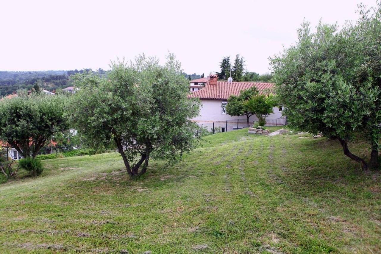 Villa Uma إيزولا المظهر الخارجي الصورة